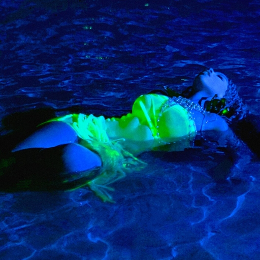 安姨老逼乱伦视频
